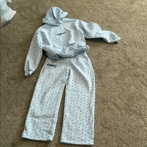 Edikted Sweat Suit Top in L and bottom in S